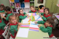 Trabajamos con Papeles de Colores