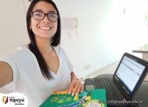 ¡Los profes enseñando a distancia!